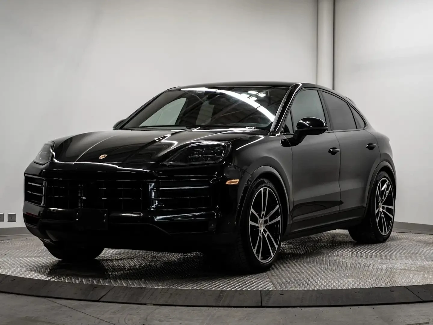 Porsche Cayenne PREMIUM PLUS ЦЕНА ДО БЪЛГАРИЯ АВТОКРЕДИТ