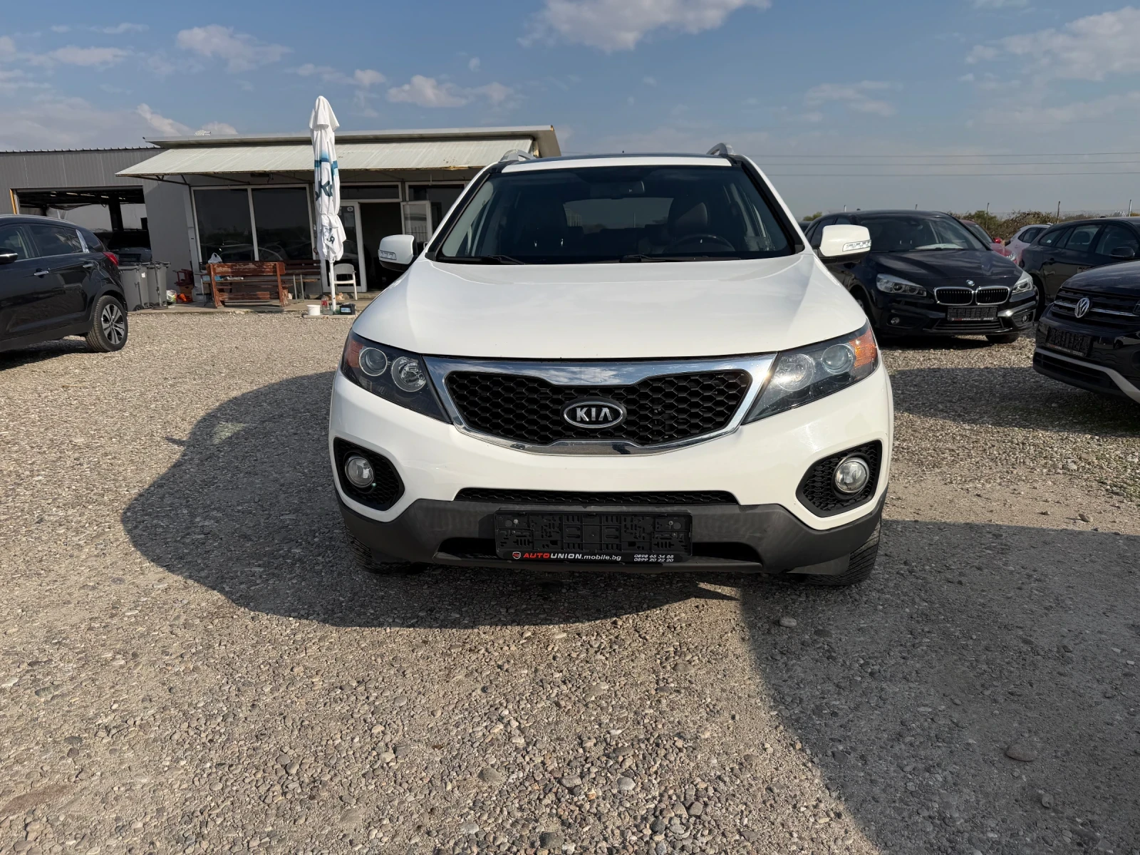 Kia Sorento 2.2 CRDI 4WD KEYLESS, снимка 2 - Автомобили и джипове - 56612654