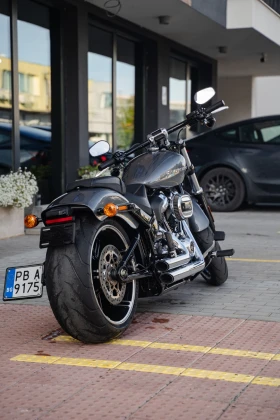 Harley-Davidson Custom Breakout 114, снимка 2