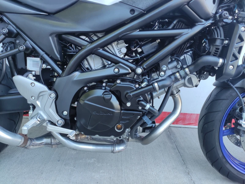 Suzuki SV 650i ABS, снимка 12 - Мотоциклети и мототехника - 51040209