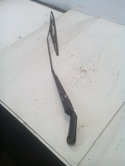 Рамо чистачка дясно Ауди А3 1.6 бензин