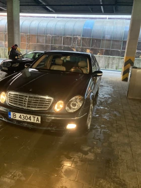  Mercedes-Benz E 270