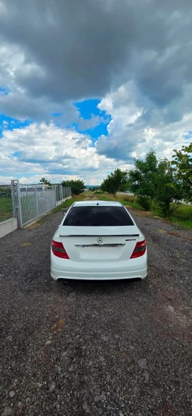 Mercedes-Benz C 180 - 6500 € / 12712.90 лв. - 50610295 6