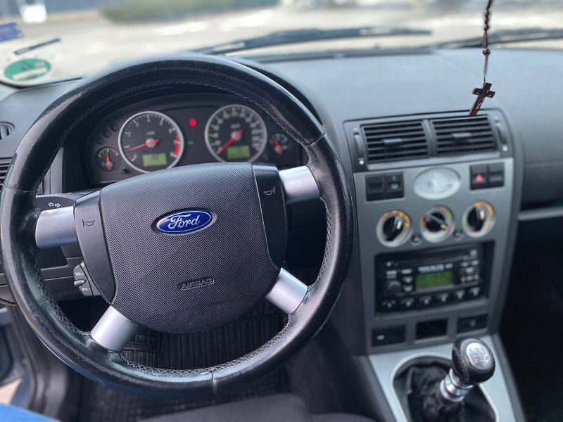 Ford Mondeo 1.8 16v 125 к.с DURATEC Ghia, снимка 8 - Автомобили и джипове - 45180880