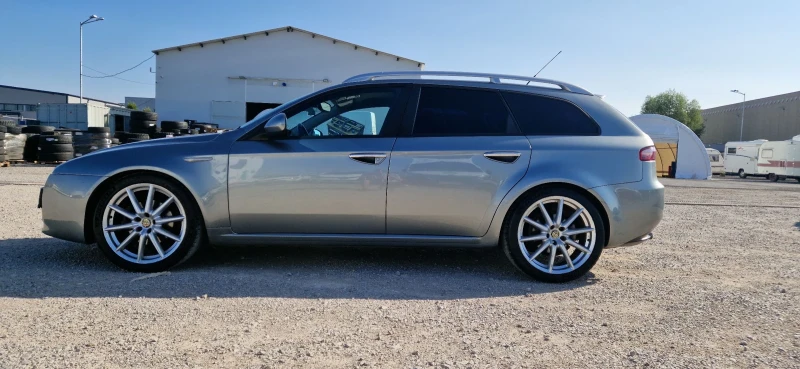 Alfa Romeo 159 sportwagon 1.9 JTDm 150, снимка 1 - Автомобили и джипове - 47043545