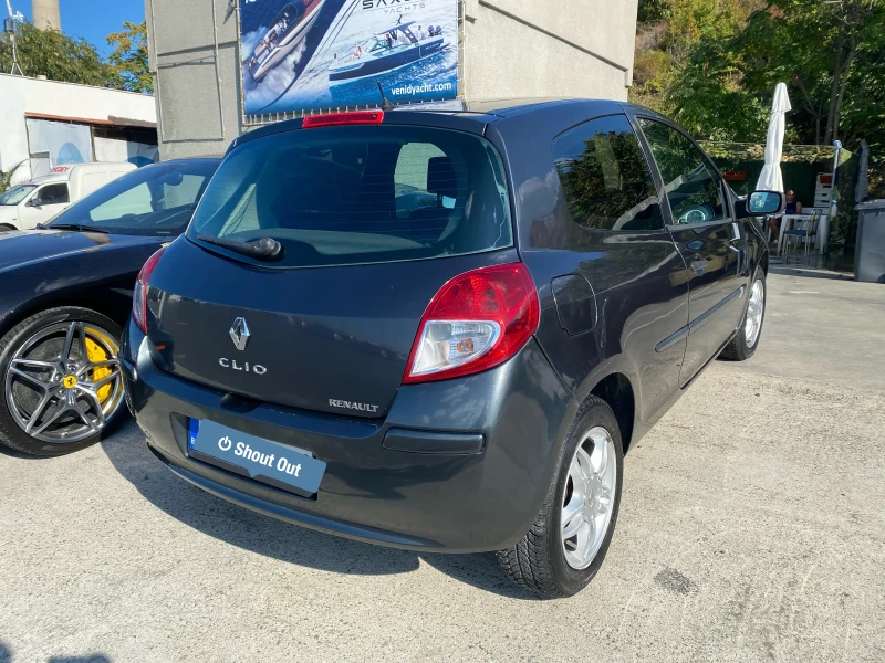 Renault Clio Clio III 1.5dci, снимка 4 - Автомобили и джипове - 47679434