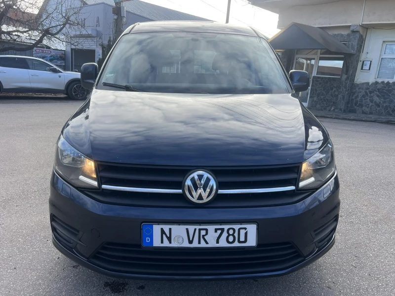 VW Caddy Maxi, снимка 1 - Автомобили и джипове - 48709501