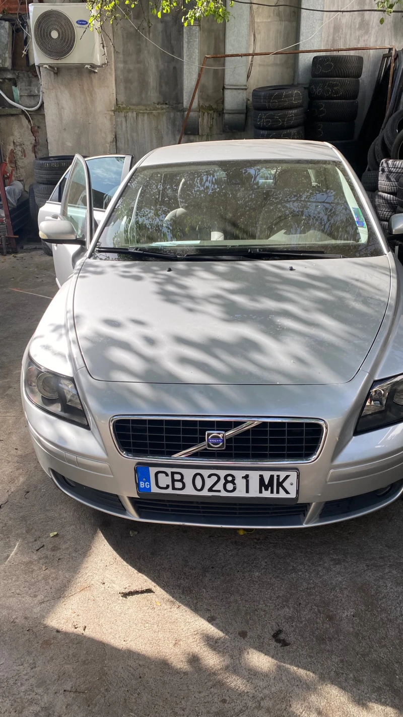 Volvo S40, снимка 14 - Автомобили и джипове - 49044563