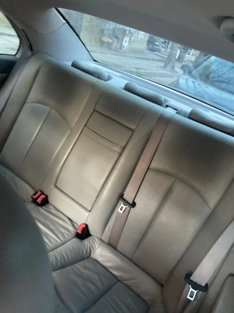 Mercedes-Benz E 270 W211, снимка 5 - Автомобили и джипове - 51781580