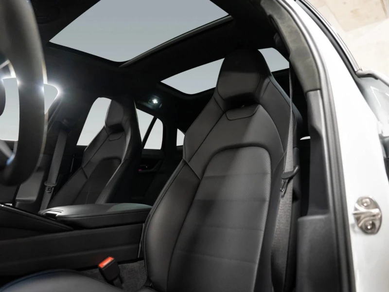 Porsche Panamera 4/FACELIFT/BOSE/MATRIX/PANO/SOFT CLOSE/MEMORY/21/, снимка 10 - Автомобили и джипове - 52151672