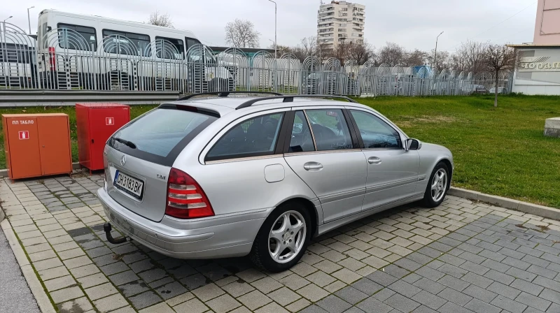 Mercedes-Benz C 270 Avangarde, снимка 2 - Автомобили и джипове - 52250027