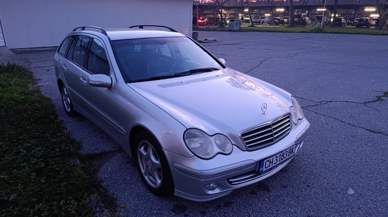 Mercedes-Benz C 270 Avangarde, снимка 2 - Автомобили и джипове - 52250027