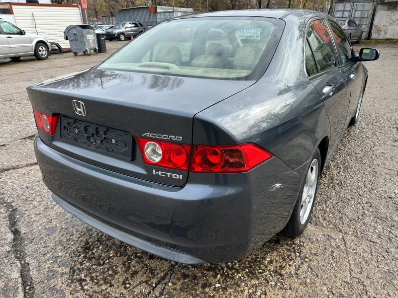 Honda Accord 2.2i- CDTI , снимка 5 - Автомобили и джипове - 52361934