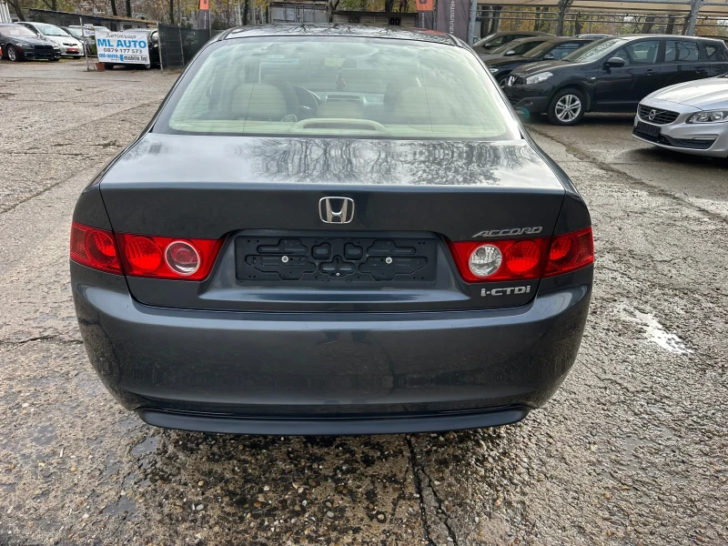 Honda Accord 2.2i- CDTI , снимка 6 - Автомобили и джипове - 52361934