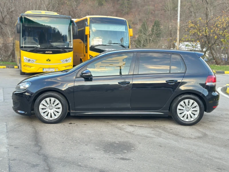 VW Golf 1.6TDI Klimatronik* EURO5, снимка 9 - Автомобили и джипове - 52861996