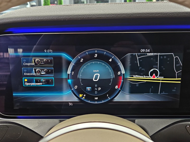 Mercedes-Benz CLS 400 5.3 AMG/4MAT/GERMANY/DIGITAL/360CAM/CAR PLAY/ОБДУХ, снимка 10 - Автомобили и джипове - 53018624