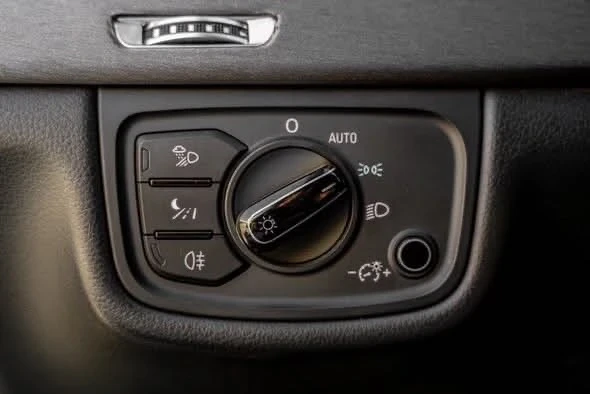 Audi A8 4.2tdi/Full led, снимка 11 - Автомобили и джипове - 54093002