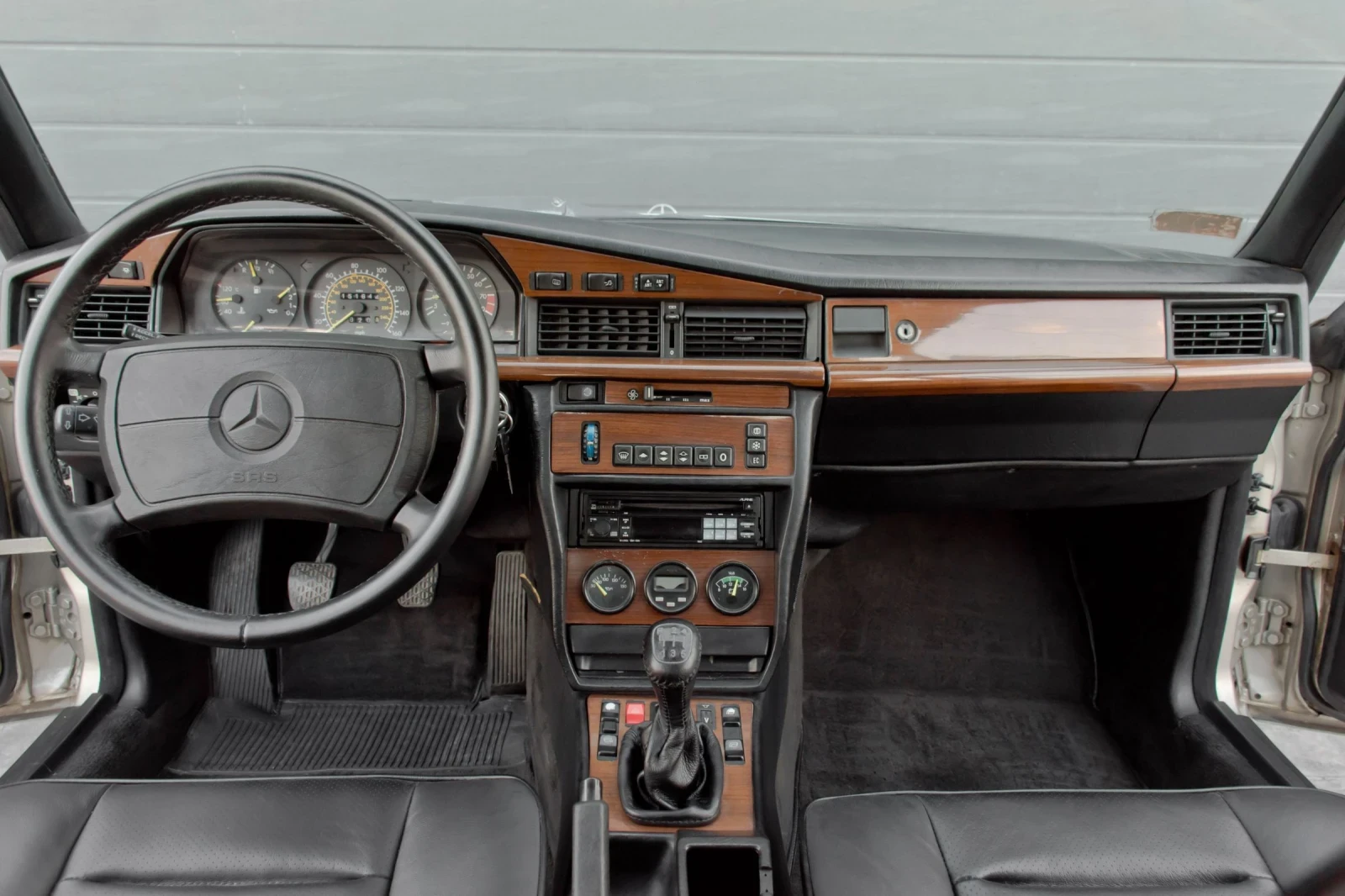 Mercedes-Benz 190 2.3 16v Cosworth  | Mobile.bg   15