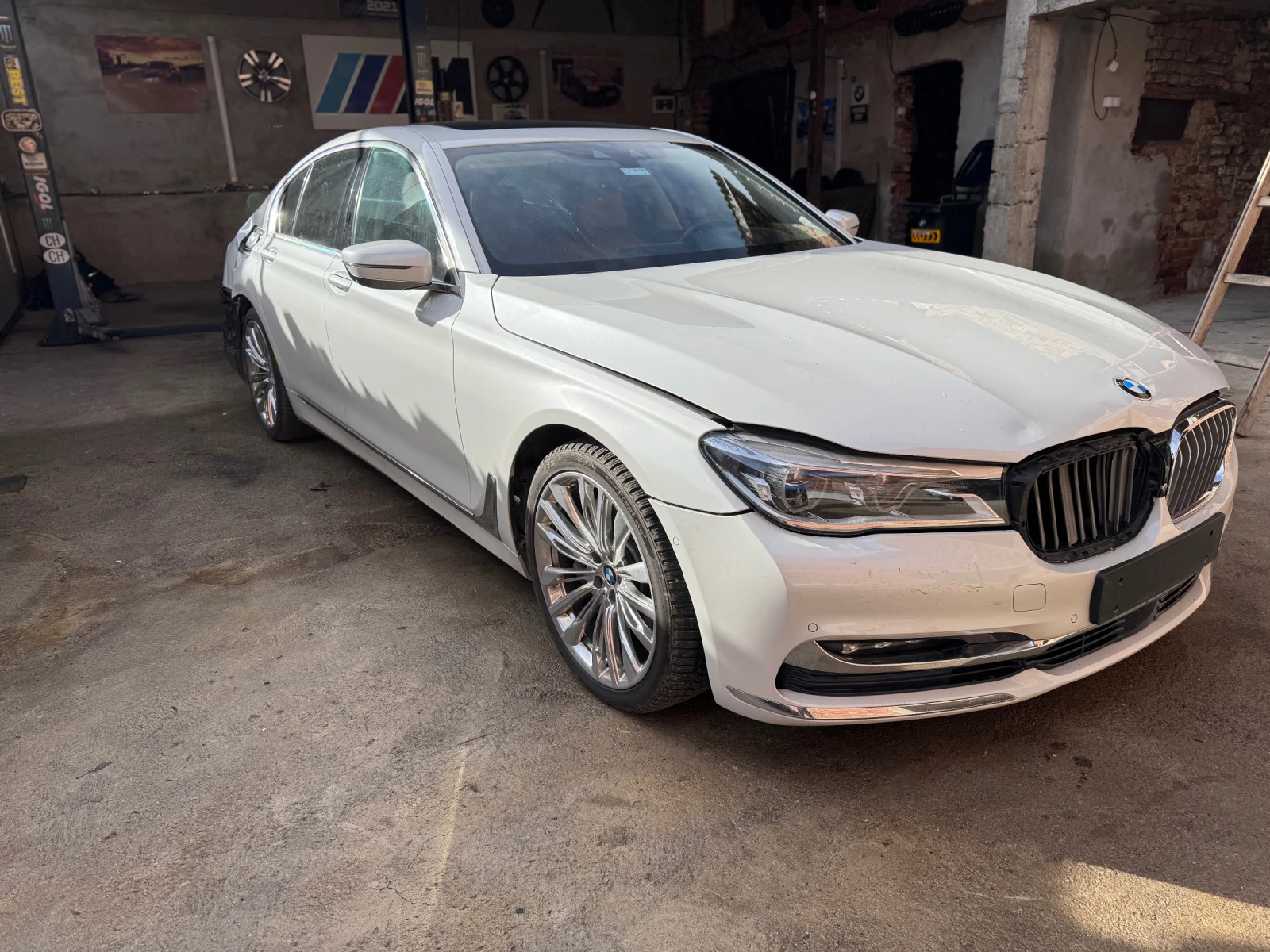 BMW 740 На Части - изображение 5