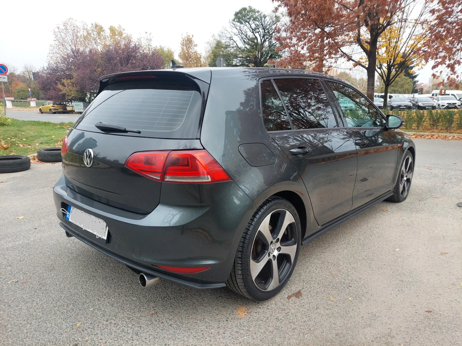 VW Golf 7 GTI РЕГИСТРИРАНА!!! - изображение 3