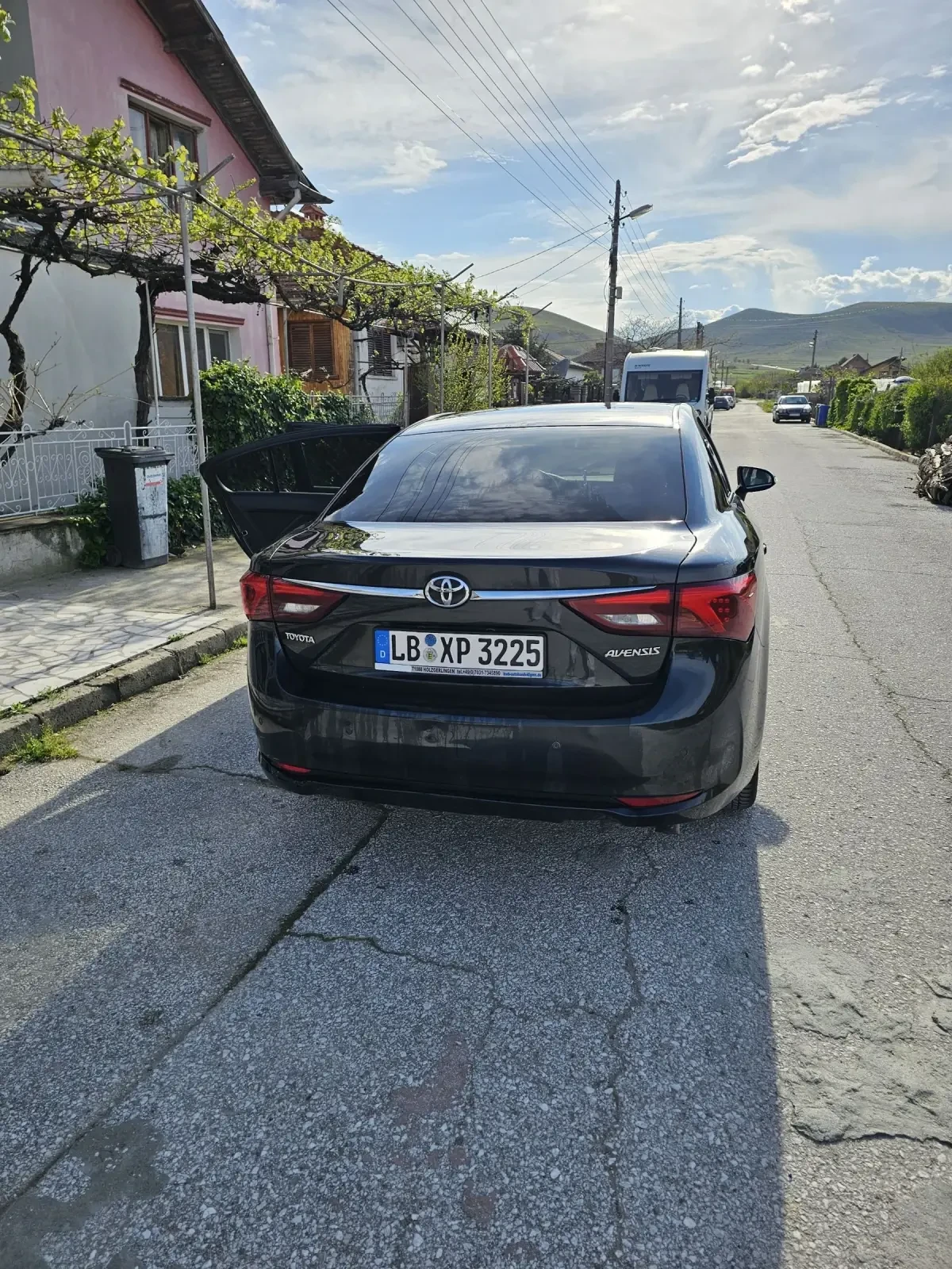 Toyota Avensis  - изображение 3