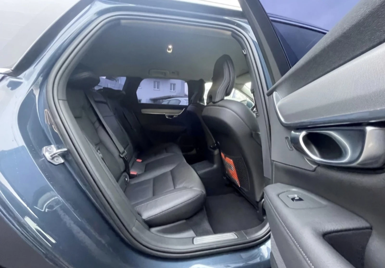 Volvo V90 T6 AWD Recharge Inscription  - изображение 9