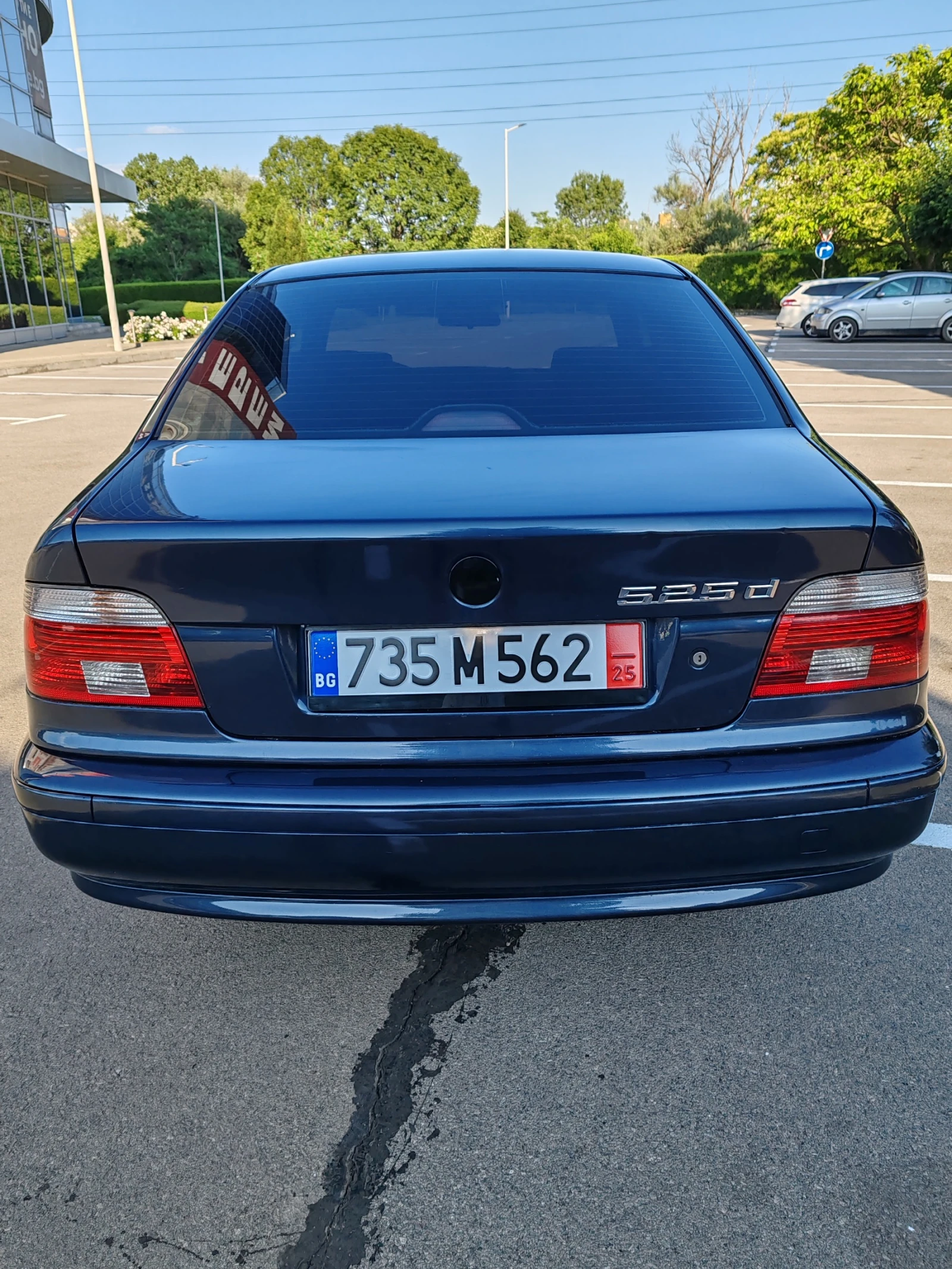 BMW 525 FACELIFT - изображение 4