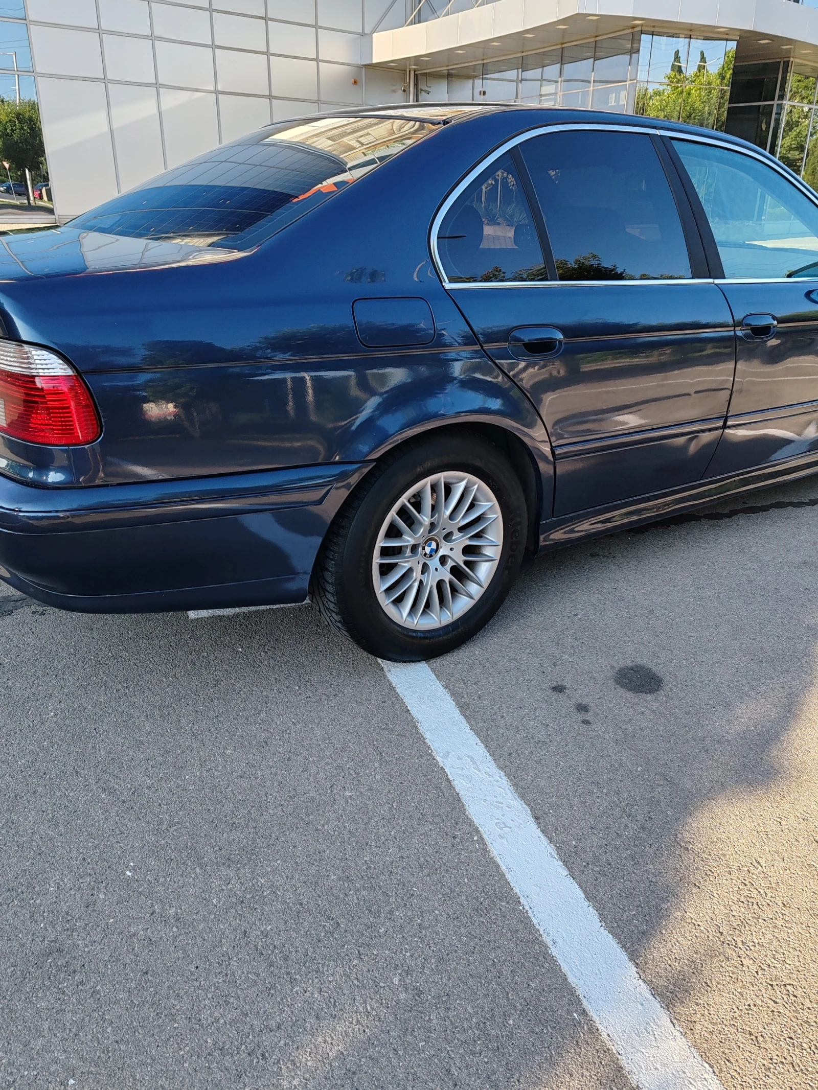 BMW 525 FACELIFT - изображение 3