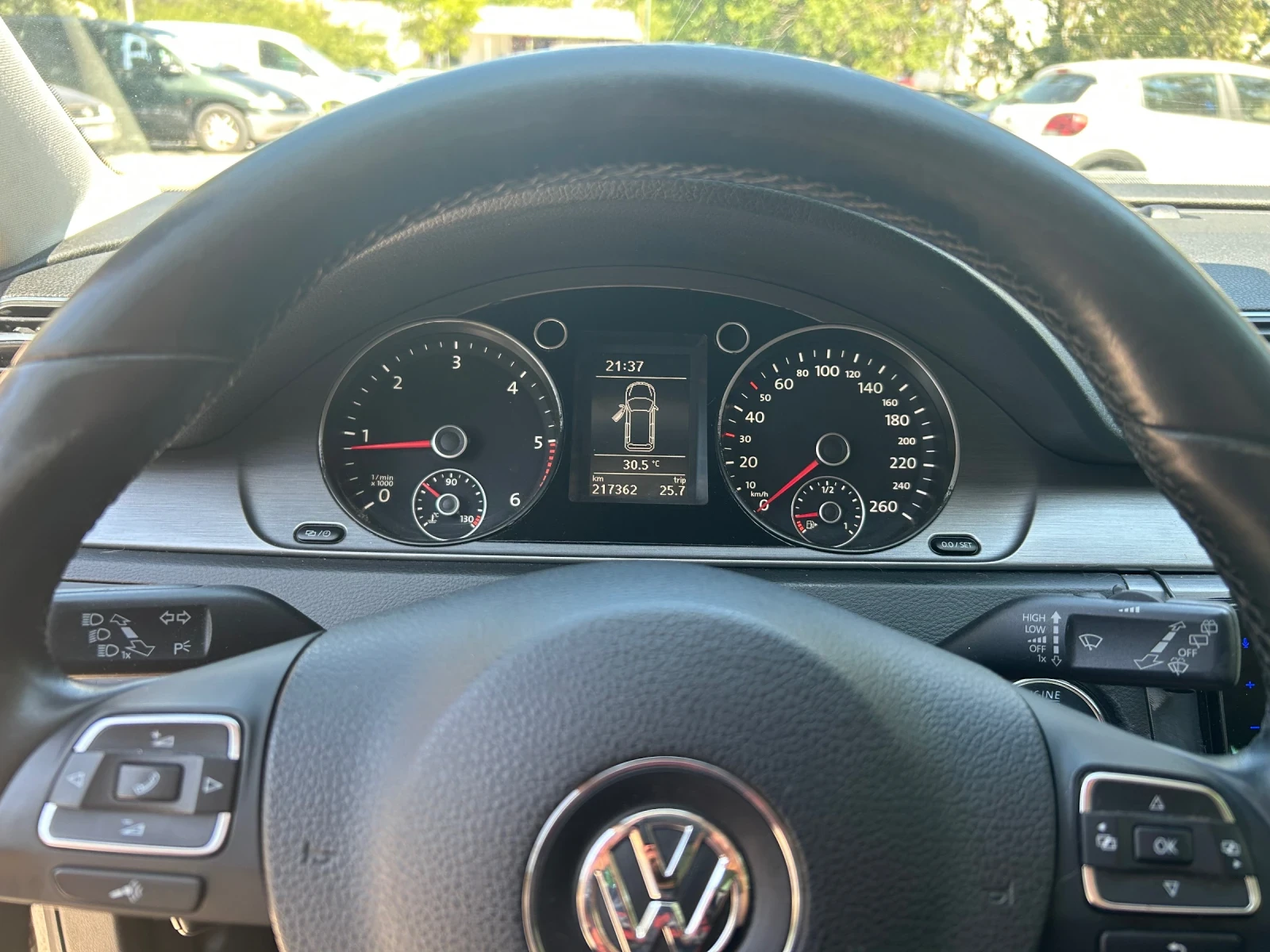 VW Passat  HIGHLINE 2.0 TDI 140к.с ЕВРО 5 - изображение 9