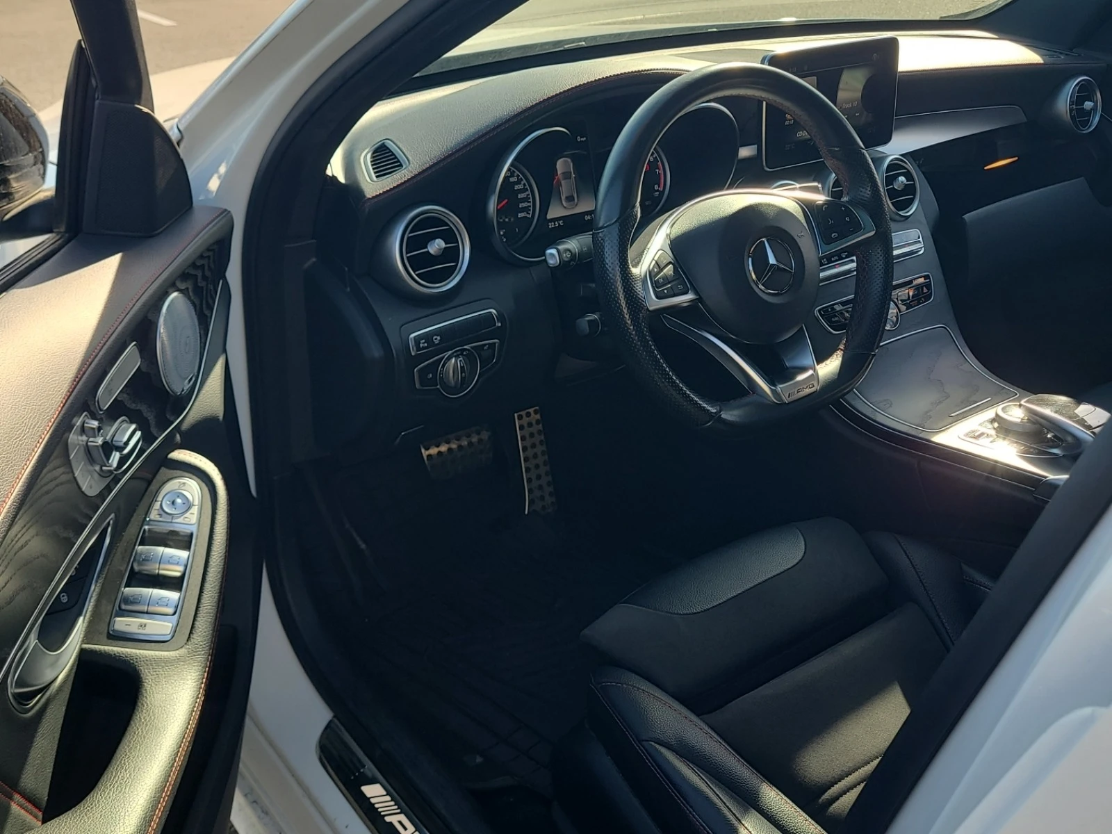 Mercedes-Benz C 43 AMG * * CARFAX * * АВТО КРЕДИТ * *  - изображение 5