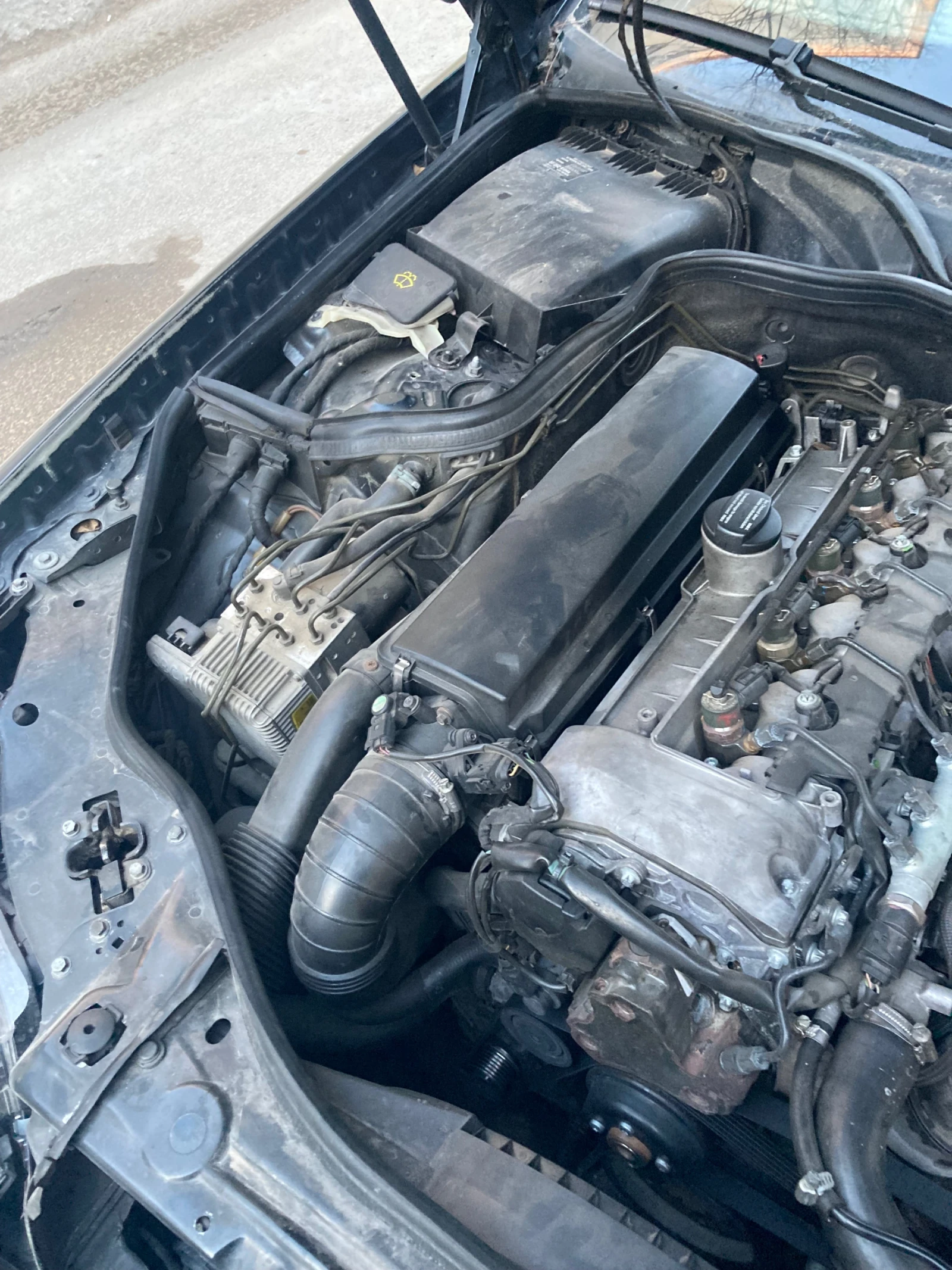 Mercedes-Benz E 270 W211 - изображение 3