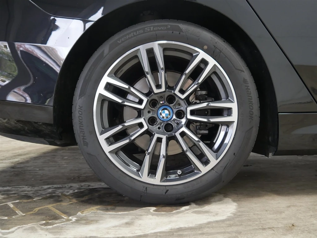 BMW i5 xDrive40 | Mobile.bg   5