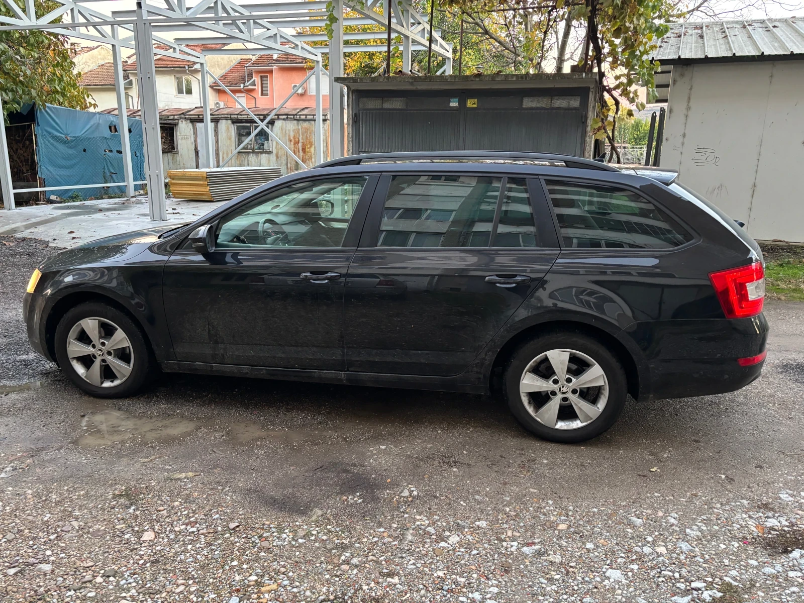 Skoda Octavia 1.6TDI DSG Navi  | Mobile.bg   4