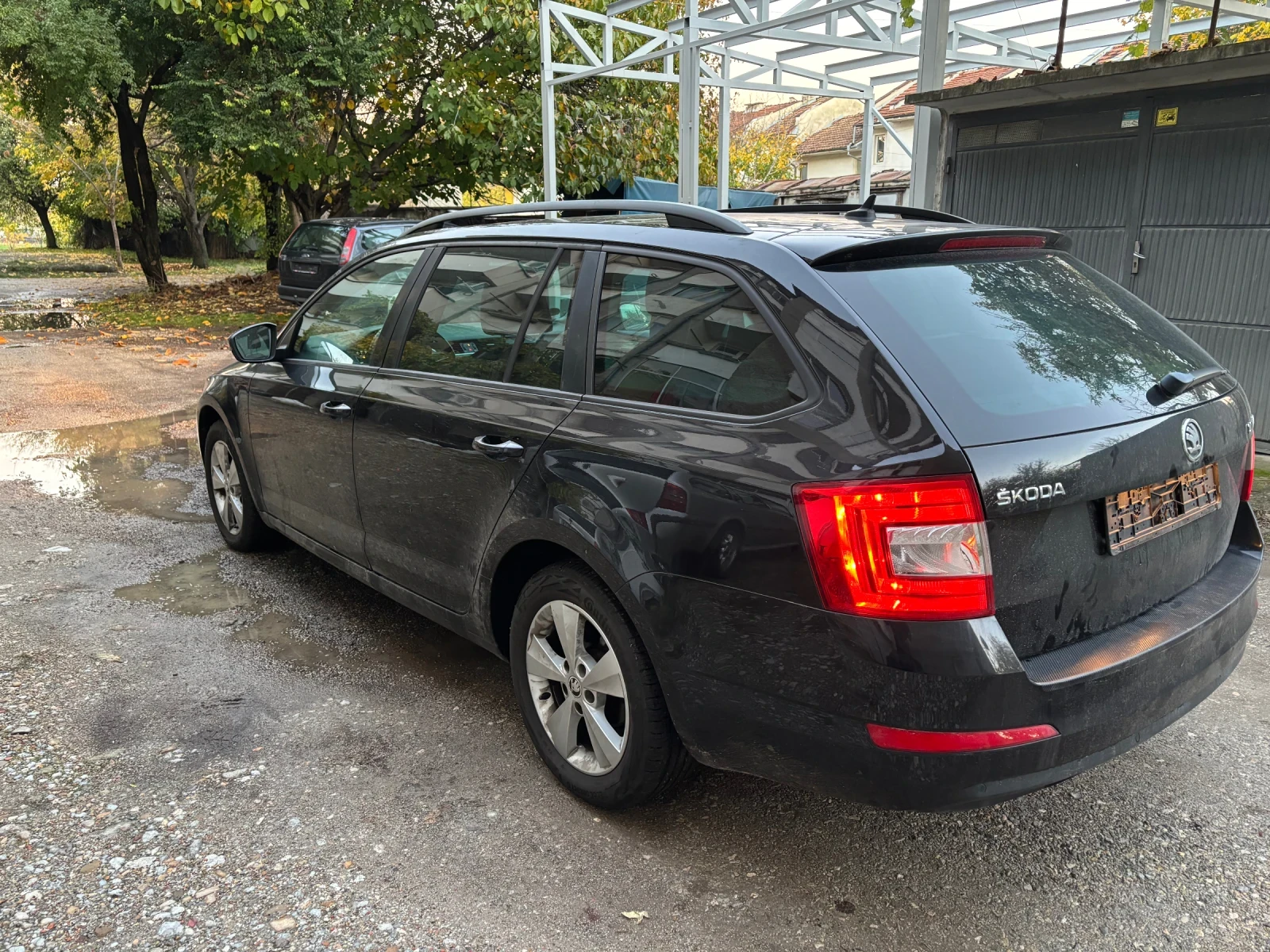Skoda Octavia 1.6TDI DSG Navi  | Mobile.bg   5
