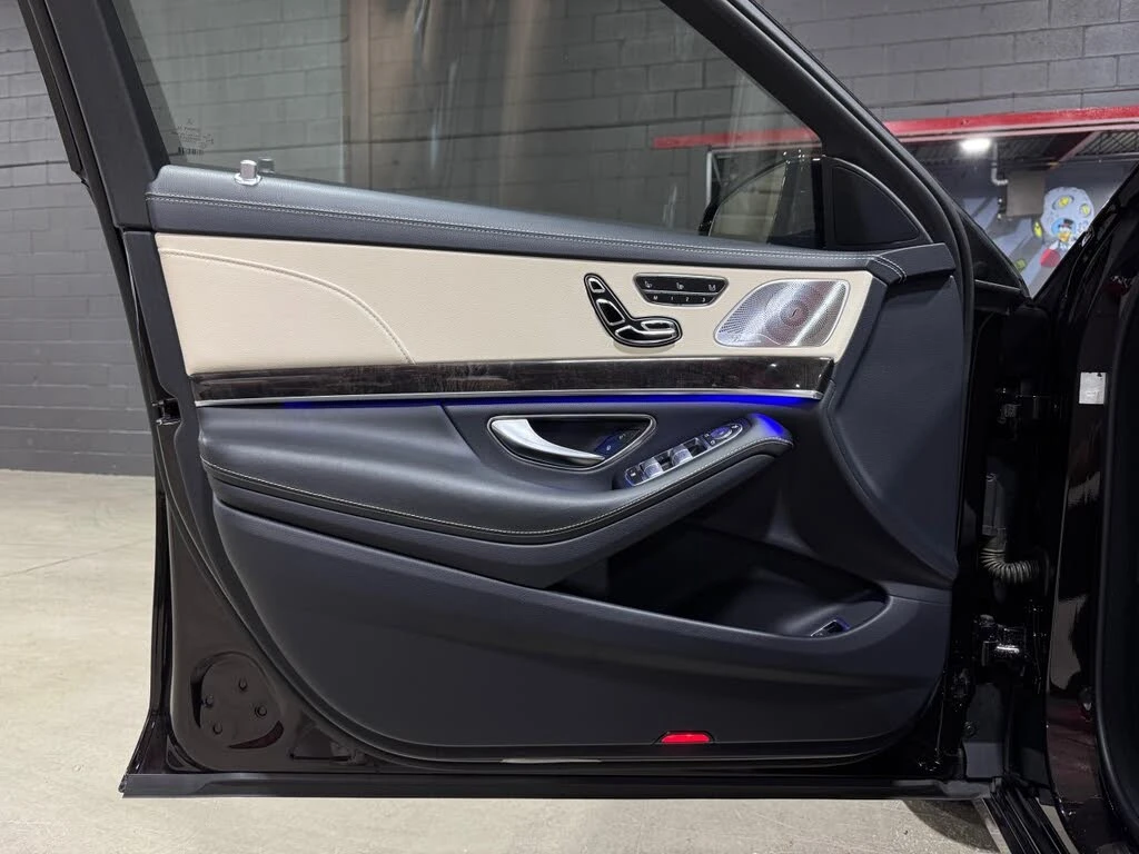 Mercedes-Benz S 560 4MATIC* Burmester* 360* Обдух* Масаж* Pano - изображение 6