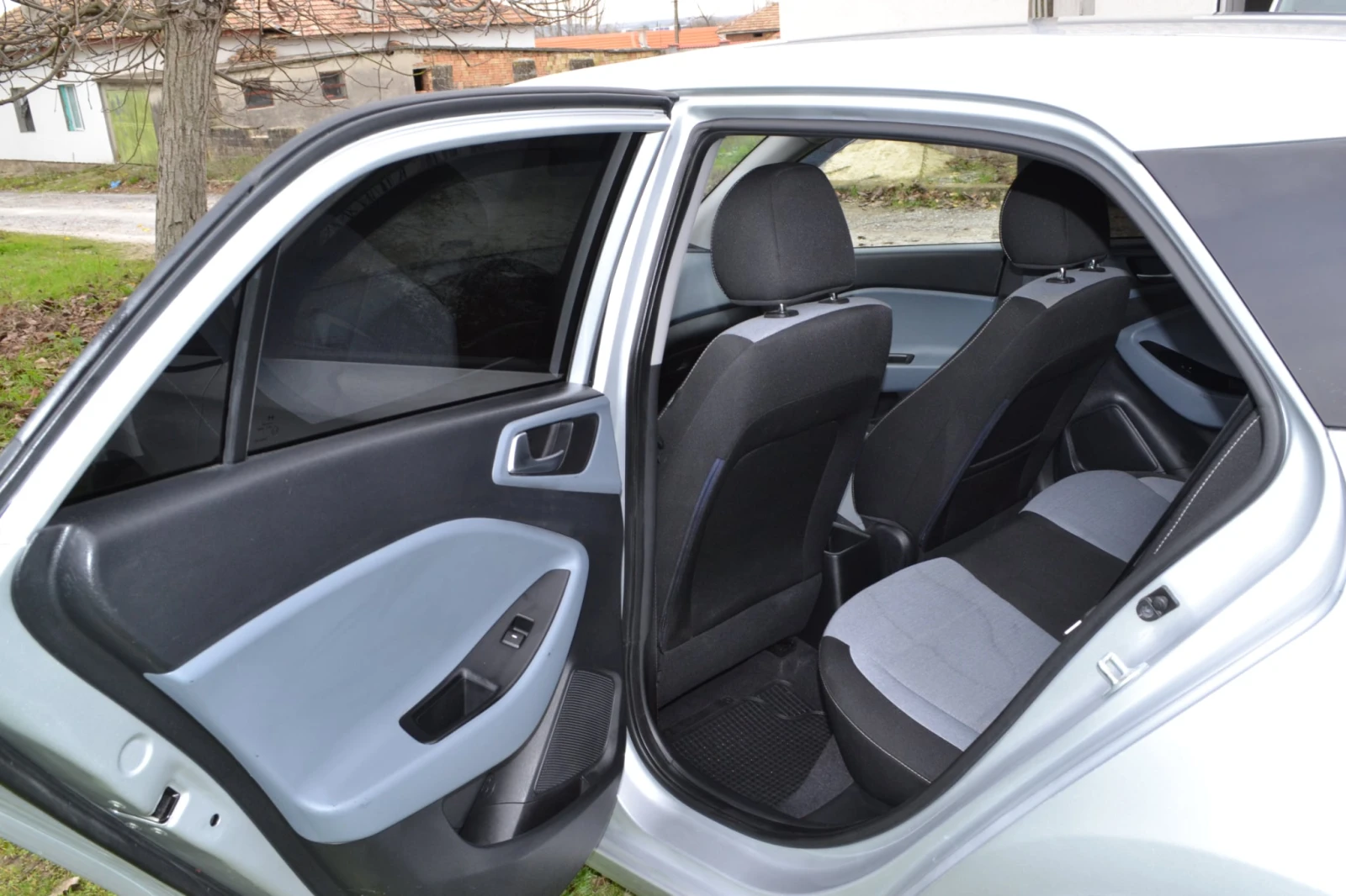 Hyundai I20 1.4 - изображение 10