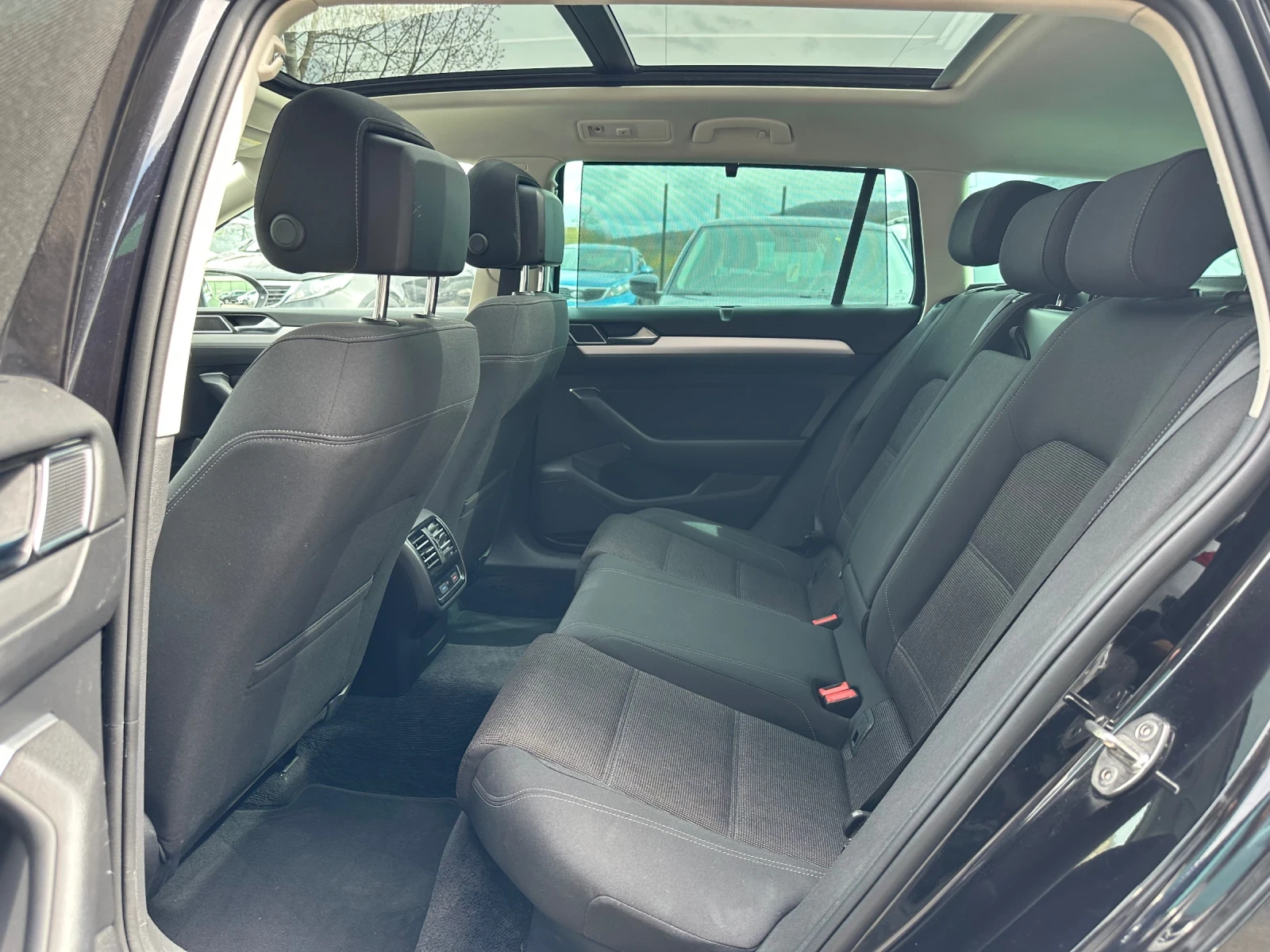 VW Passat 2.0TDI-150�.�-LED-NAVI-��������-��������.-������ | Mobile.bg � ����������� 12