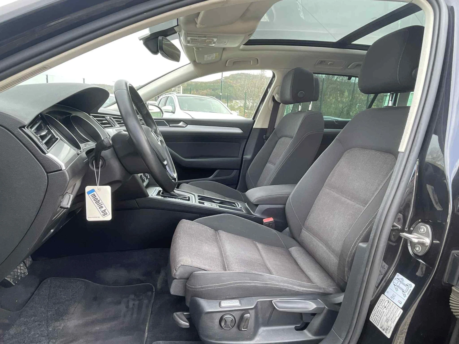 VW Passat 2.0TDI-150к.с-LED-NAVI-ПАНОРАМА-САМОПАРКИРАНЕ - изображение 10