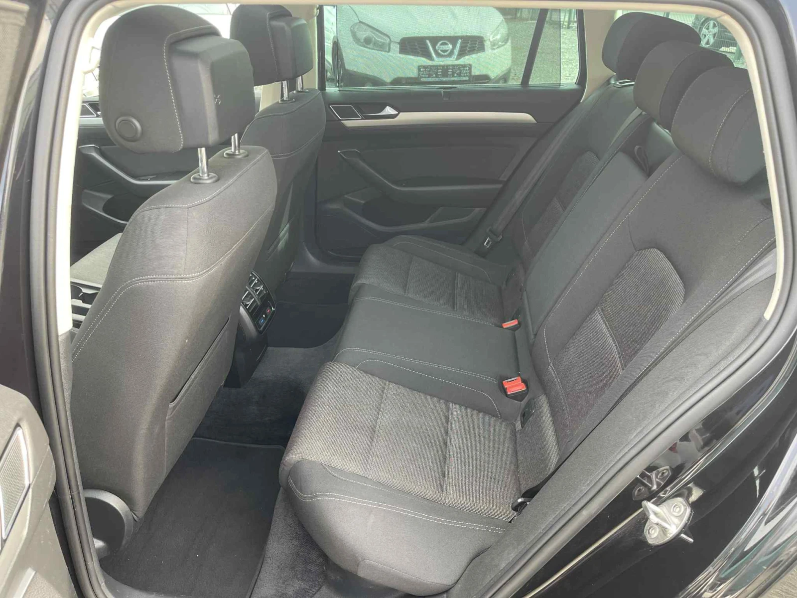 VW Passat 2.0TDI-150.-LED-NAVI--.- | Mobile.bg   12