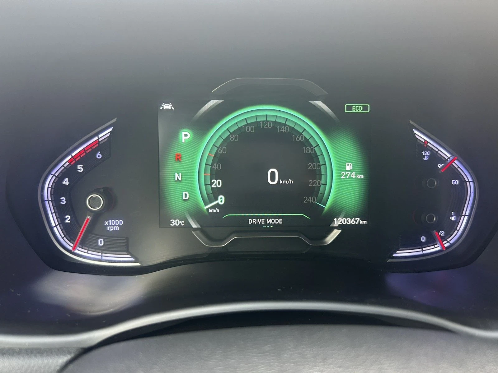 Hyundai I30 1.6CRDI Full full , снимка 12 - Автомобили и джипове - 55771733