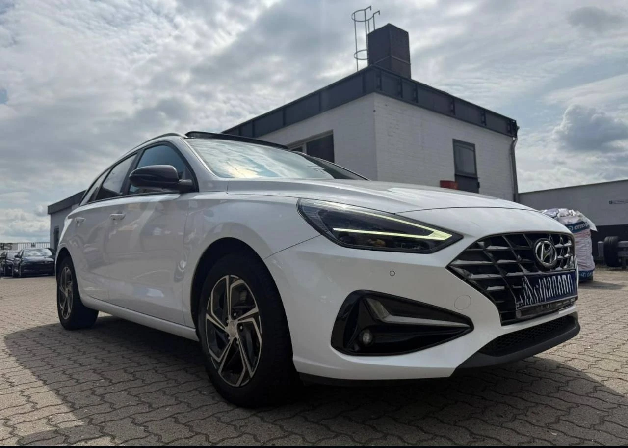 Hyundai I30 1.6CRDI Германия Full full - изображение 3