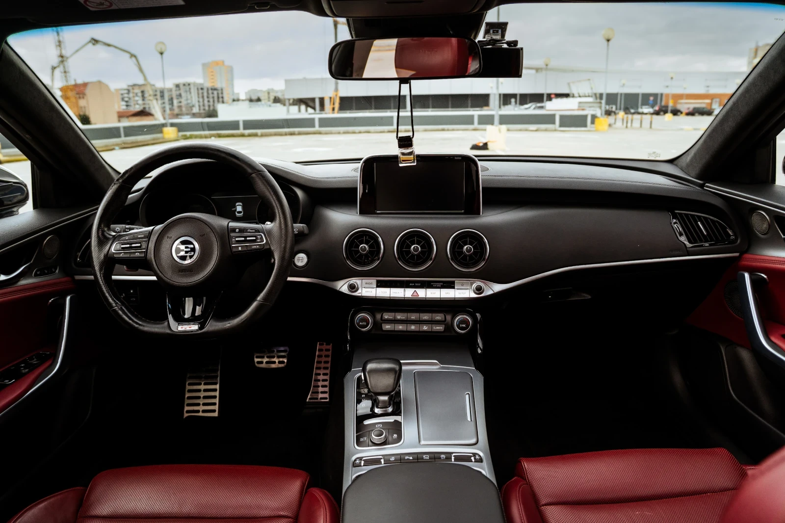 Kia Stinger GT2 | Mobile.bg � ����������� 11
