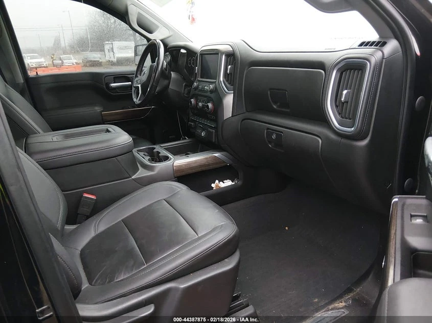 Chevrolet Silverado 6.2l 1500 4Wd Short Bed Lt Trail Boss, снимка 5 - Автомобили и джипове - 53817634