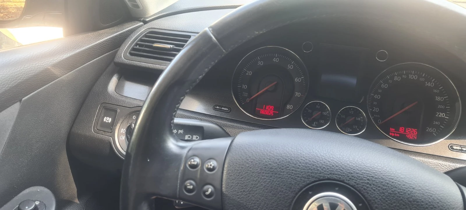 VW Passat 2.0 TSI, снимка 5 - Автомобили и джипове - 53850735