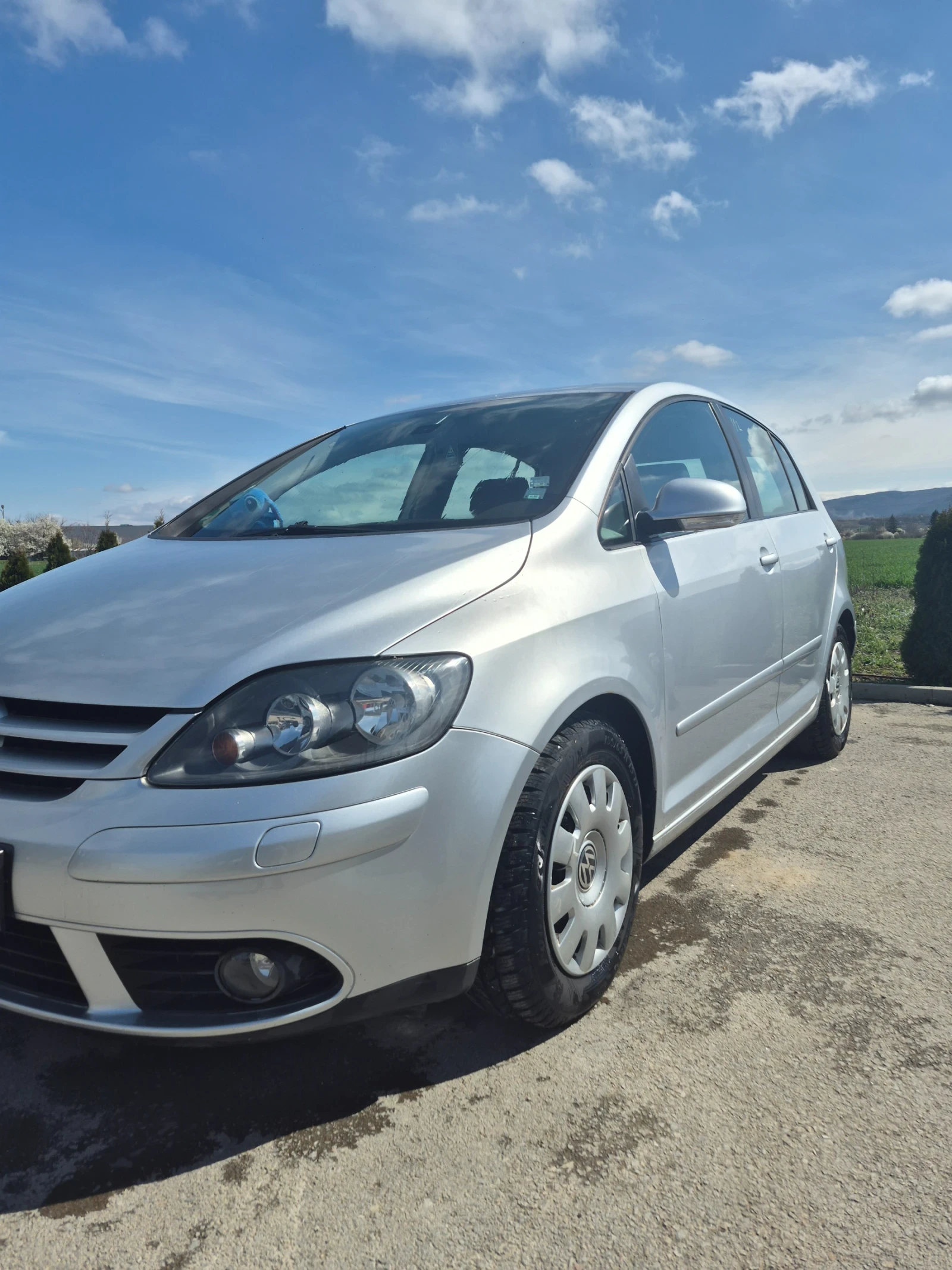 VW Golf Plus 2.0, снимка 2 - Автомобили и джипове - 54041713