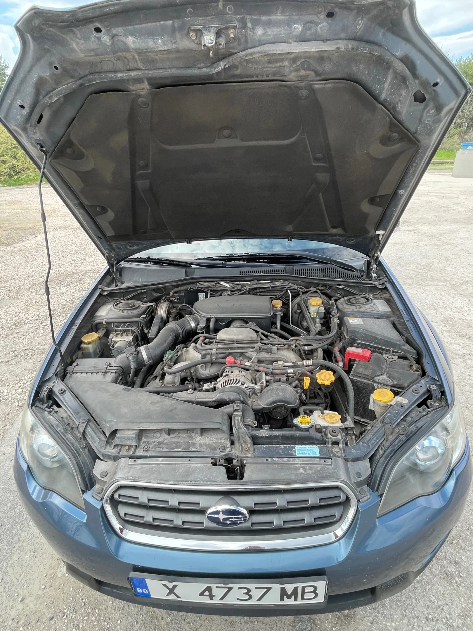 Subaru Outback 2.5, снимка 13 - Автомобили и джипове - 54183030