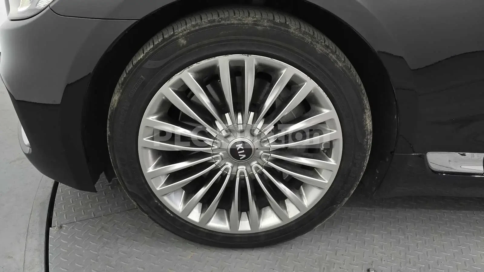 Kia K9, снимка 5 - Автомобили и джипове - 54206372