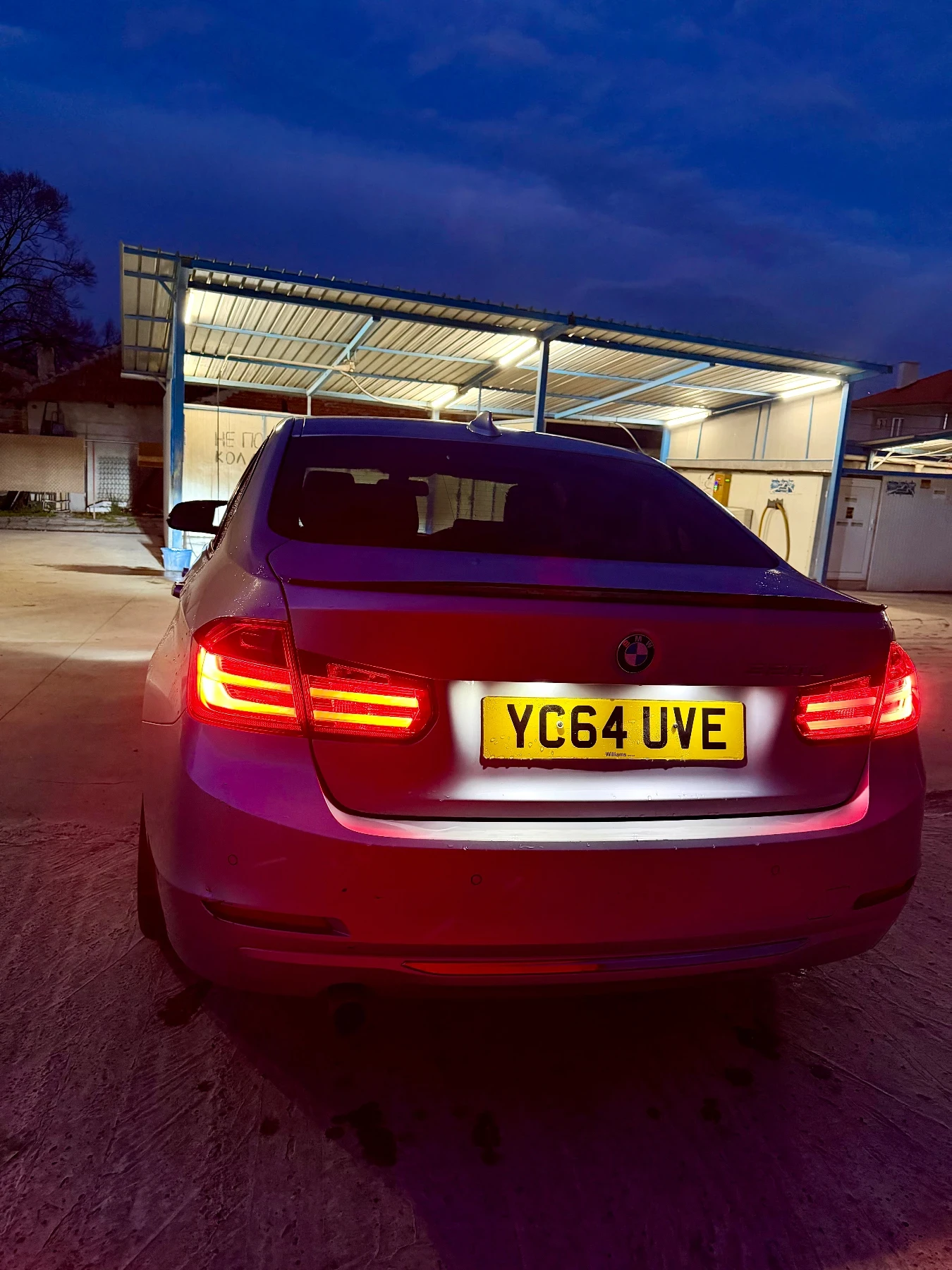 BMW 320 Luxury Packet , снимка 3 - Автомобили и джипове - 54222242