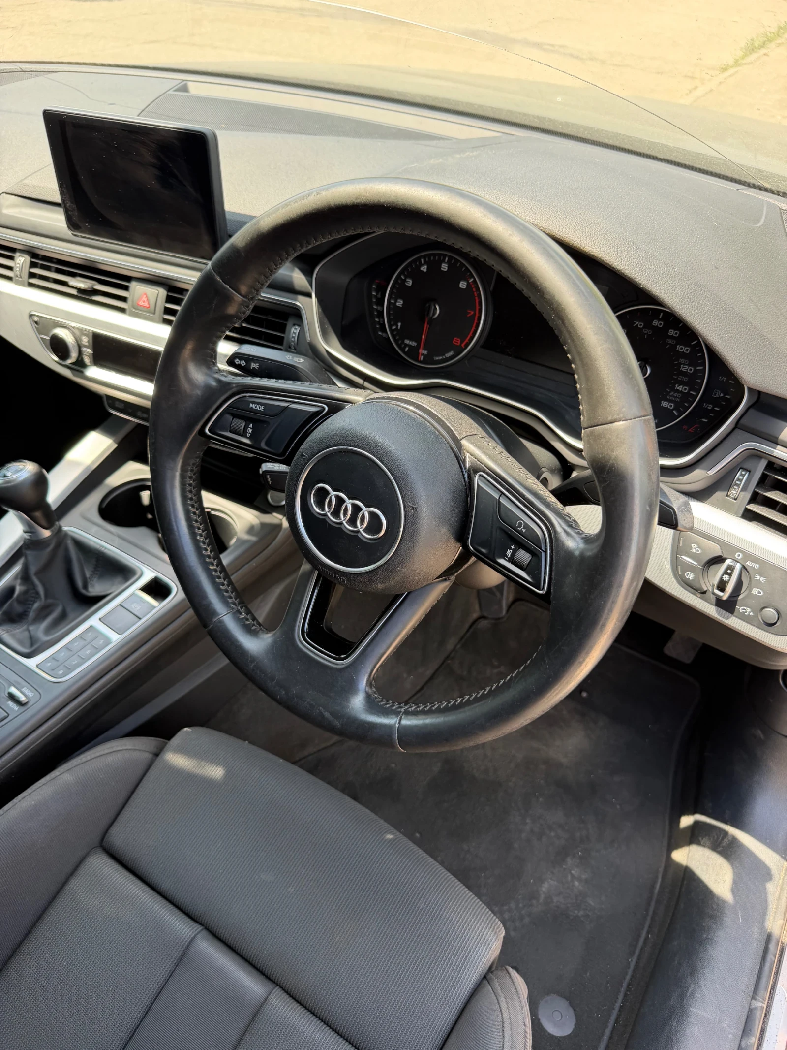 Audi A4 1.4tfsi , снимка 9 - Автомобили и джипове - 54459348