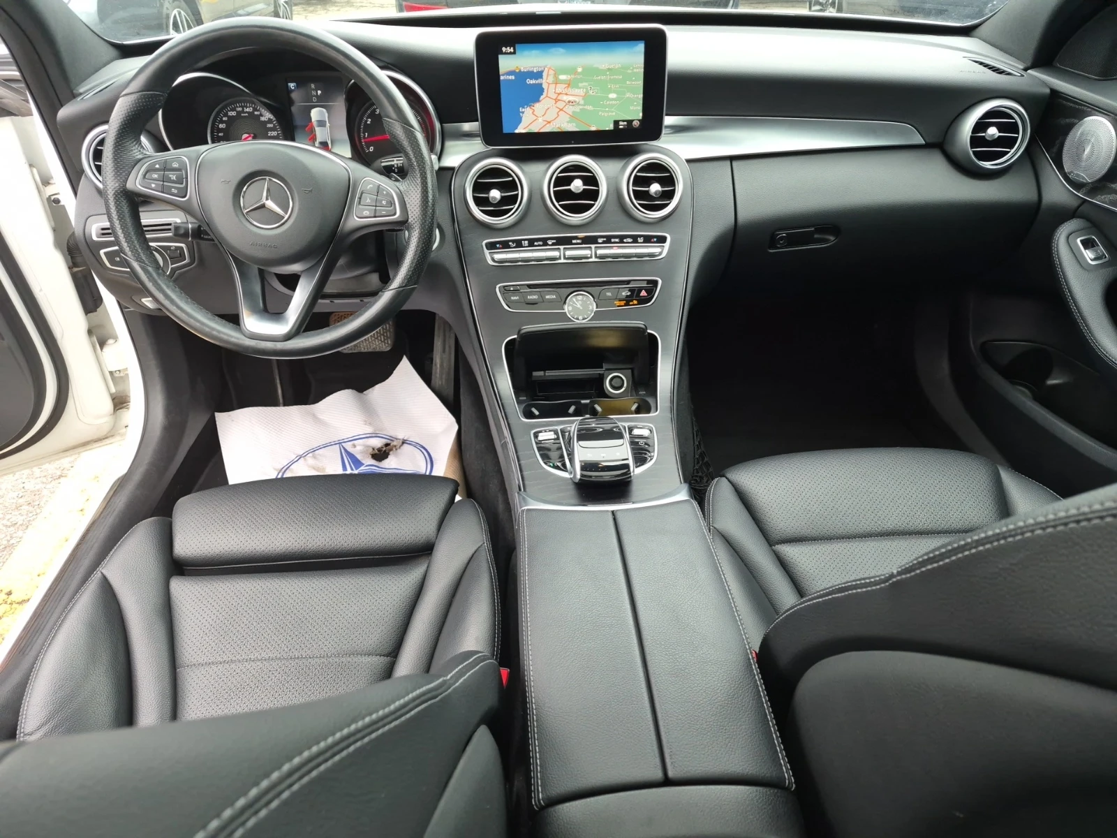Mercedes-Benz C 300 * * CARFAX * * АВТО КРЕДИТ * * Цена до БГ * * , снимка 8 - Автомобили и джипове - 54585921